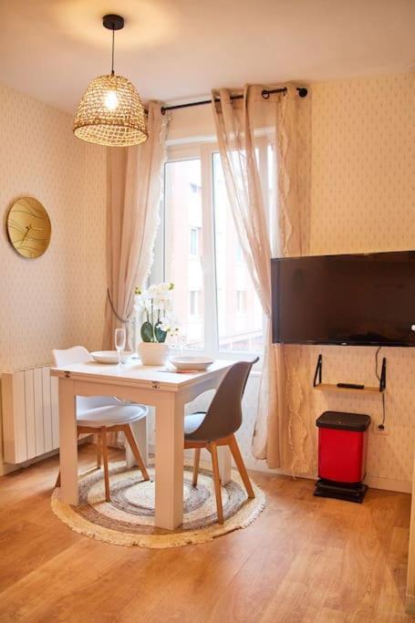Studio Exotic - Proche Gare - Wifi - Netflix Amiens Kültér fotó